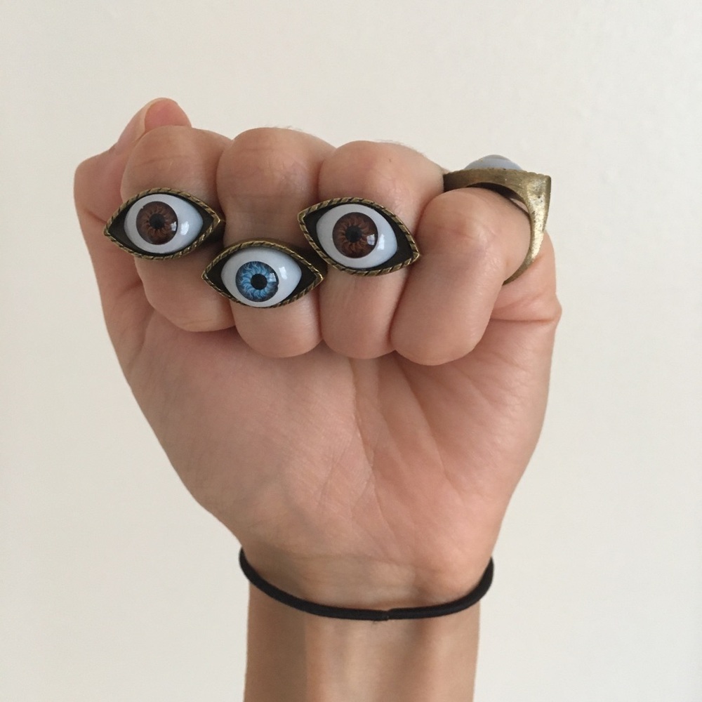 Eye Ring